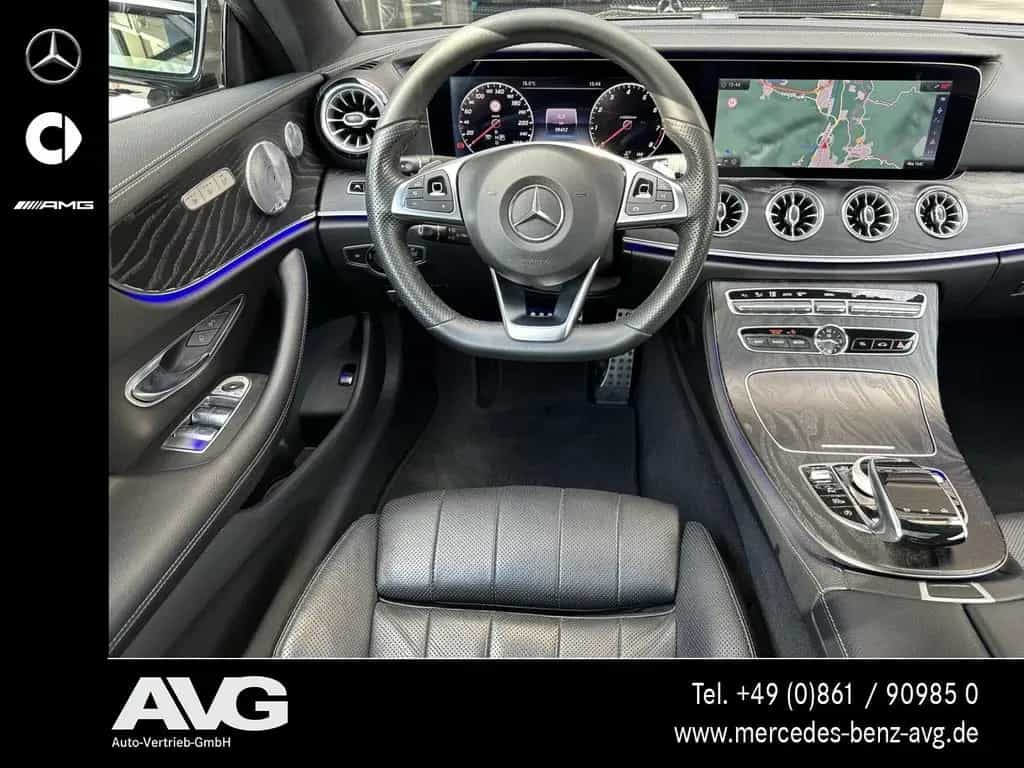 Mercedes-Benz E 200 Coupé AMG Widescr Pano Burm SitzKlima 360° 03/2018-photo-13
