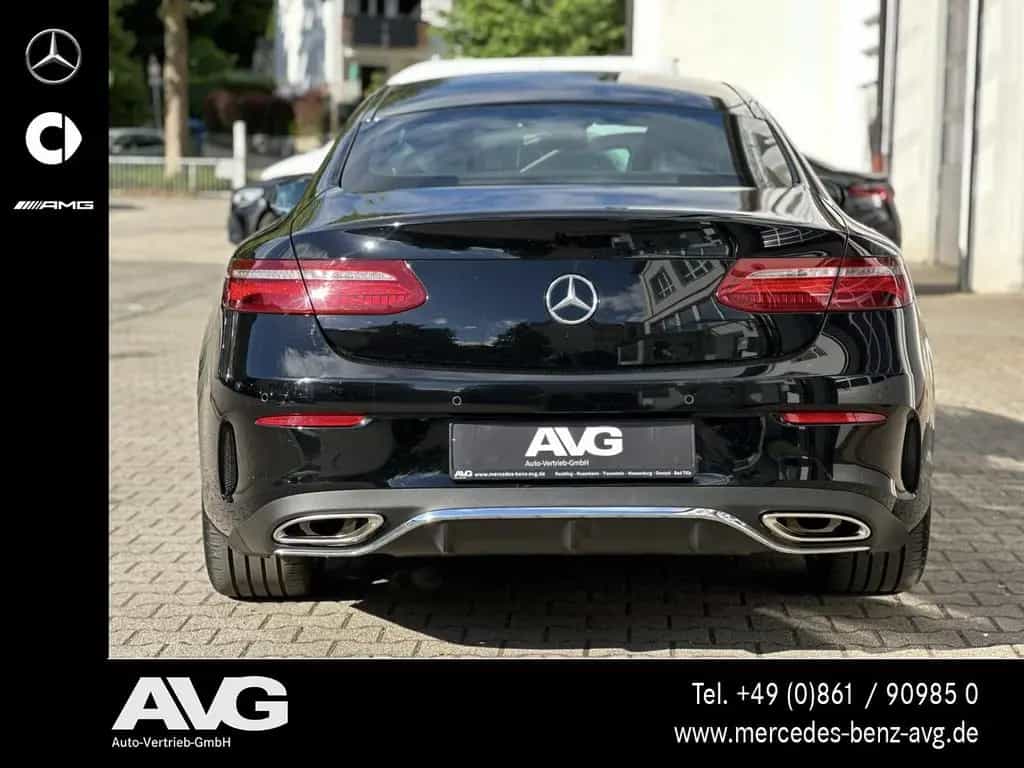 Mercedes-Benz E 200 Coupé AMG Widescr Pano Burm SitzKlima 360° 03/2018-photo-5