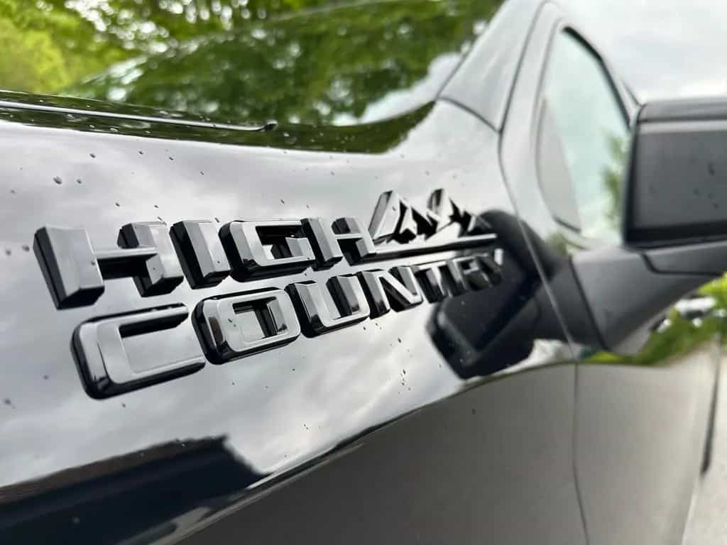 Chevrolet Silverado Crew Cab High Country Midnight Edition null-photo-37