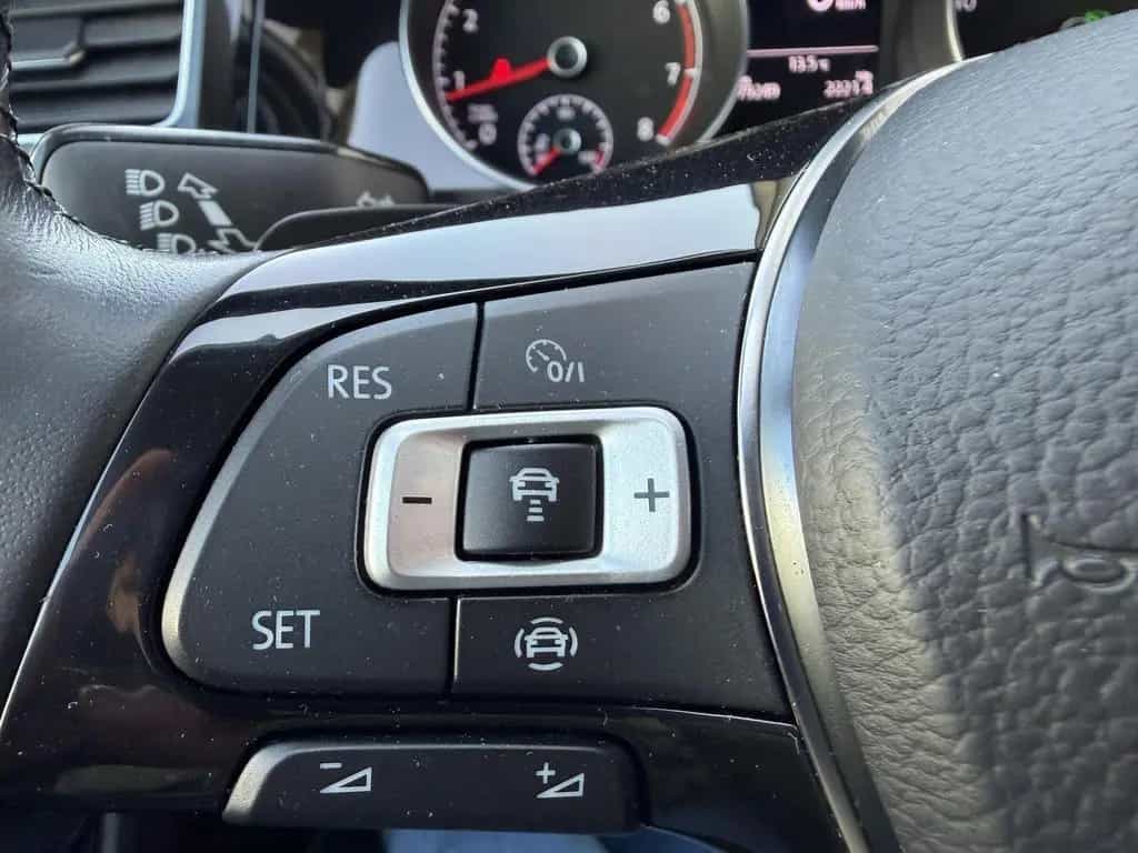 Volkswagen Golf Variant VII 1.5 TSI Highline IQ.DRIVE DS... 05/2019-photo-17