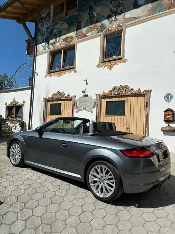 Audi TT Roadster 2.0 TFSI S tronic quattro - 05/2018-photo-1