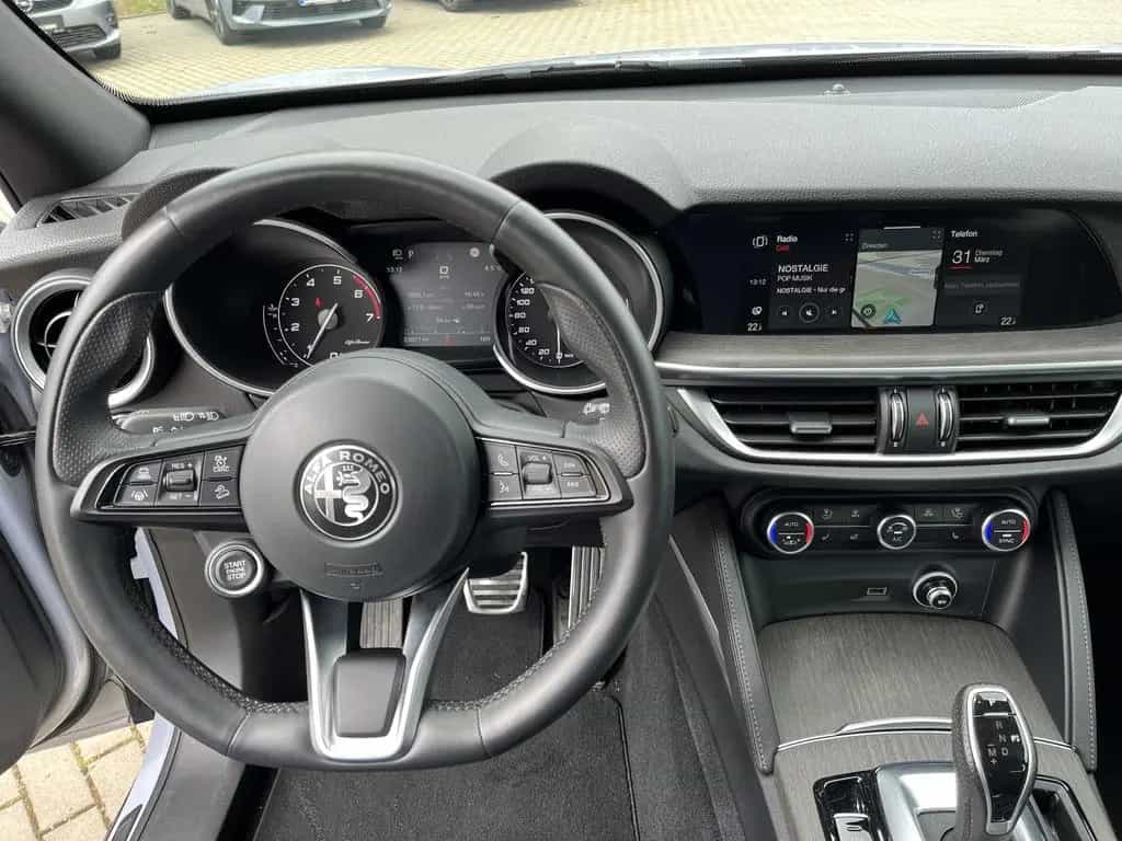 Alfa Romeo Stelvio 2.0Turbo 16V 4WD BI-XEN / NAVI / W-PAKET 01/2023-photo-12