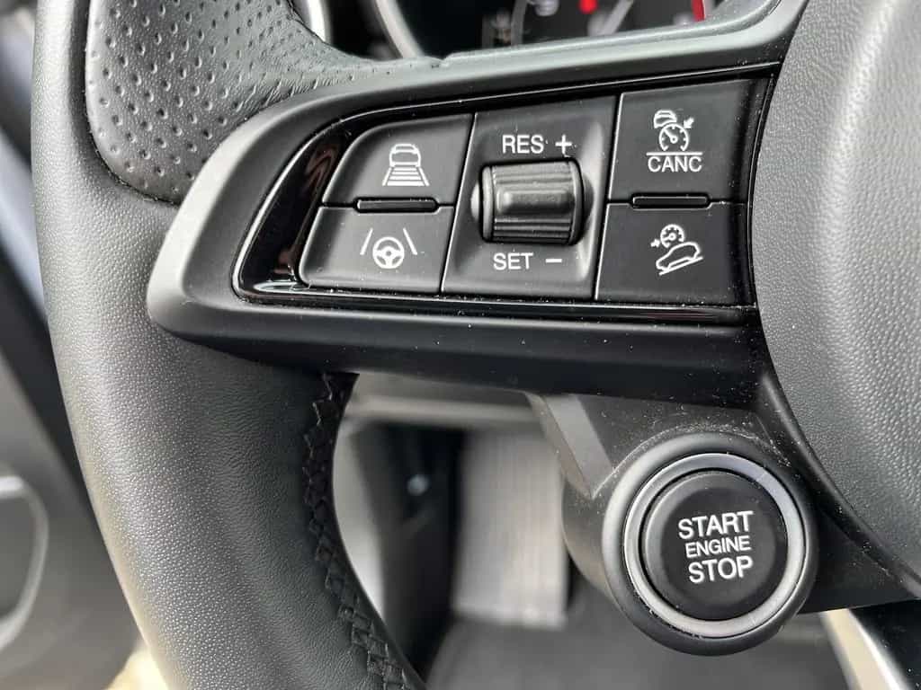Alfa Romeo Stelvio 2.0Turbo 16V 4WD BI-XEN / NAVI / W-PAKET 01/2023-photo-14
