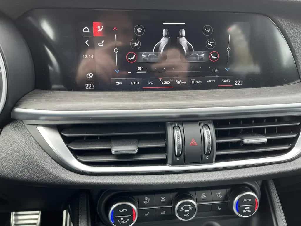 Alfa Romeo Stelvio 2.0Turbo 16V 4WD BI-XEN / NAVI / W-PAKET 01/2023-photo-22