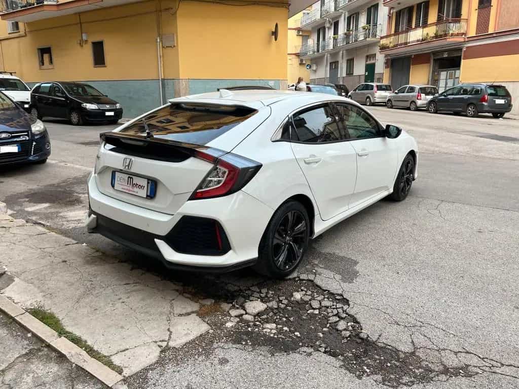 Honda Civic 1.6 5 porte Elegance Navi 06/2018-photo-7