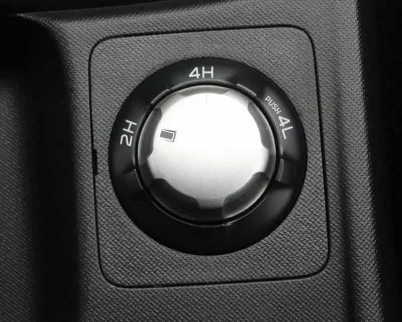 Isuzu D-Max 1,9 TD Double Cab 4WD Hardtop AHK 09/2019-photo-11