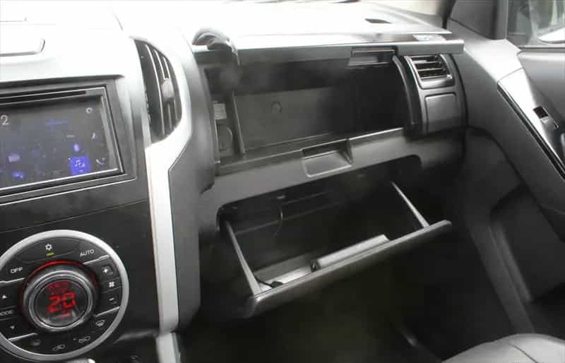 Isuzu D-Max 1,9 TD Double Cab 4WD Hardtop AHK 09/2019-photo-12