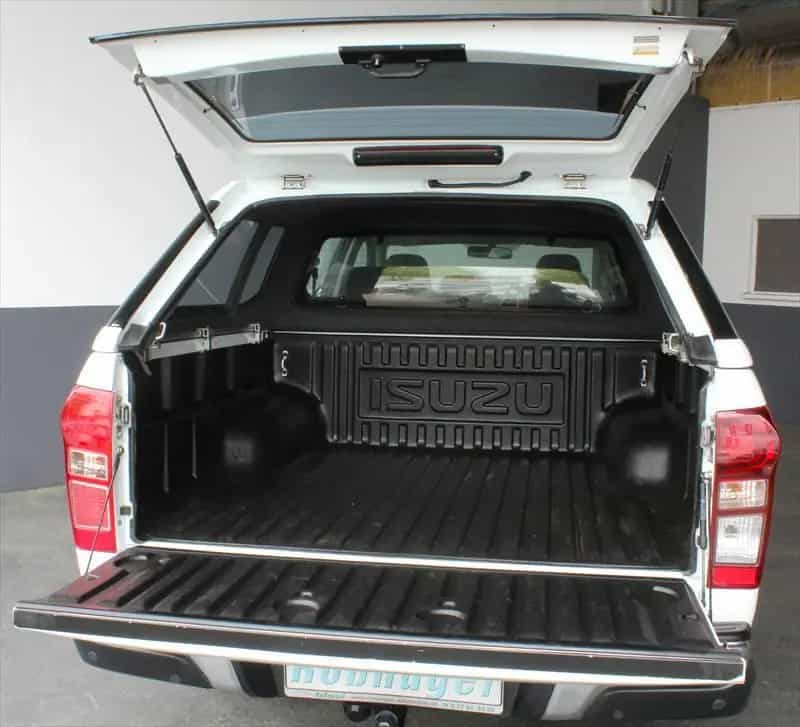 Isuzu D-Max 1,9 TD Double Cab 4WD Hardtop AHK 09/2019-photo-3