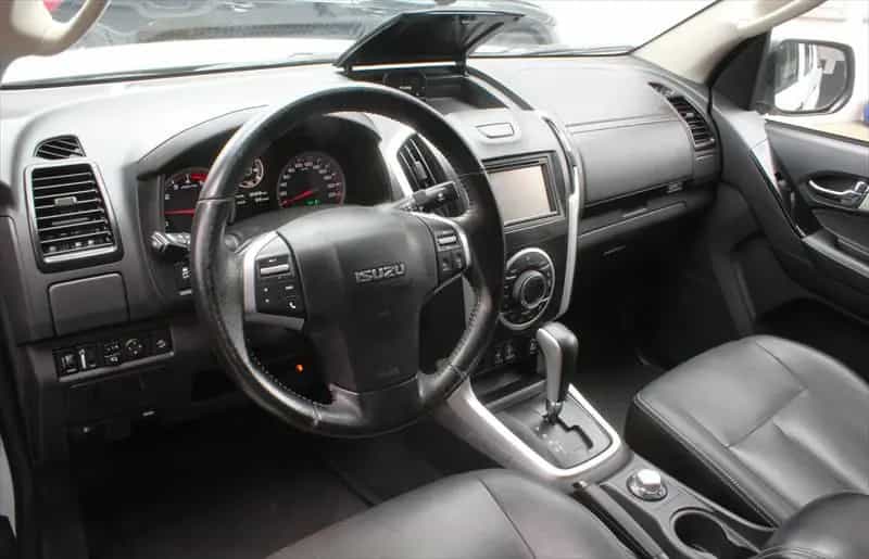 Isuzu D-Max 1,9 TD Double Cab 4WD Hardtop AHK 09/2019-photo-8