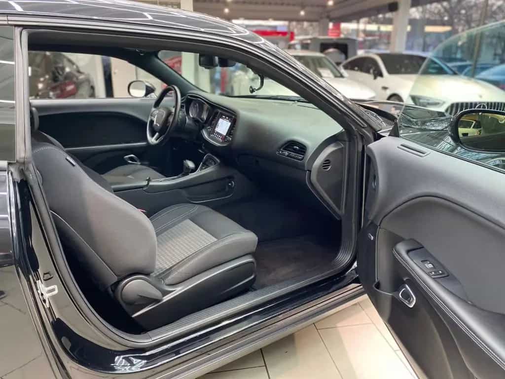 Dodge Challenger 3,6L V6 1.Hd Automatik Navi RueFaKa T 01/2020-photo-13