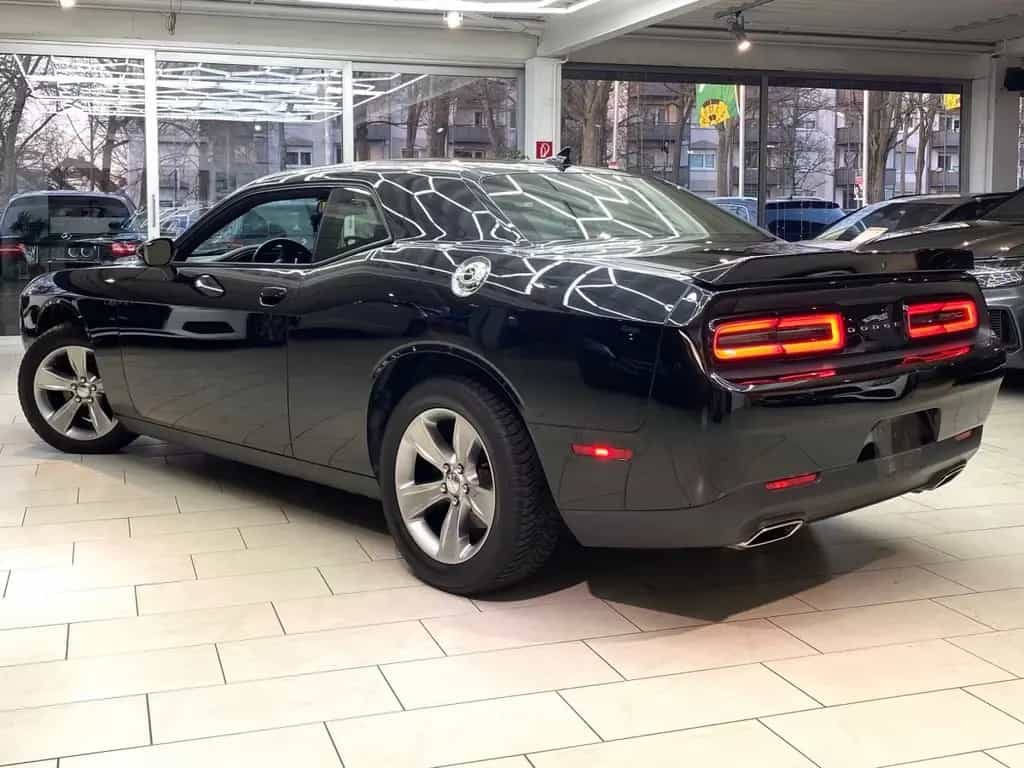 Dodge Challenger 3,6L V6 1.Hd Automatik Navi RueFaKa T 01/2020-photo-4