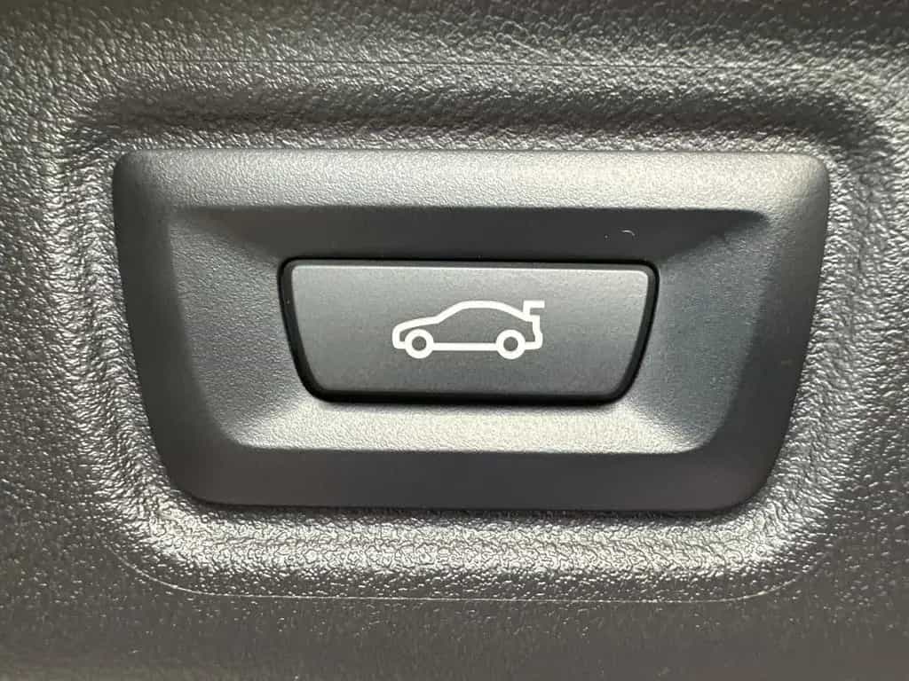 BMW 320 d Touring M-Sport NAV+LED+ACC+SHZ+VCOCKPIT+PP 02/2023-photo-6