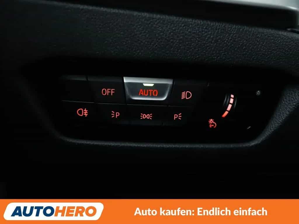 BMW 320 d Advantage Aut*NAVI*LED*TEMPO*CAM*PDC* 12/2019-photo-26
