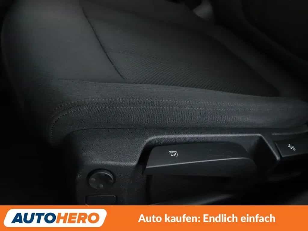BMW 320 d Advantage Aut*NAVI*LED*TEMPO*CAM*PDC* 12/2019-photo-27