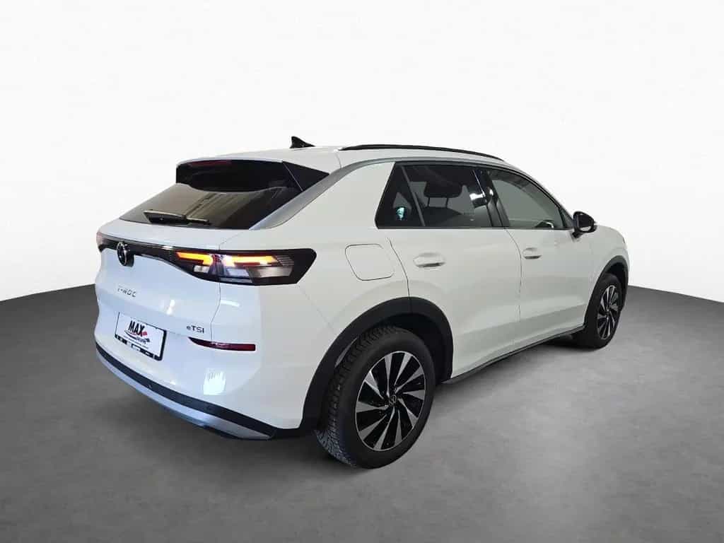 Volkswagen T-Roc Life 1.5 eTSI DSG KAMERA+APP-CONNECT+ALLSE null-photo-3