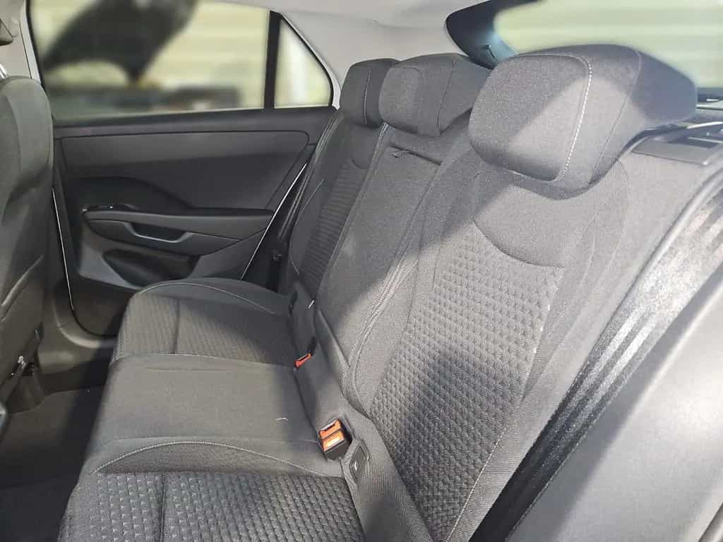 Volkswagen T-Roc Life 1.5 eTSI DSG KAMERA+APP-CONNECT+ALLSE null-photo-9