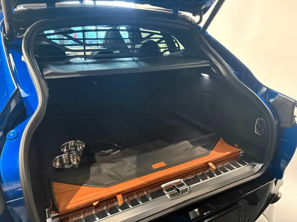 Aston Martin DBX 707 - Ion Blue - Full Carbon - B&W Sound null-photo-4