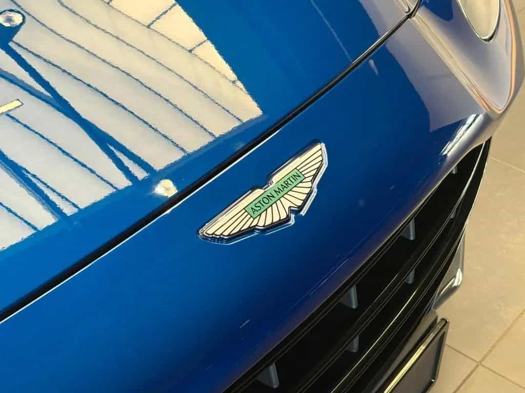 Aston Martin DBX 707 - Ion Blue - Full Carbon - B&W Sound null-photo-6