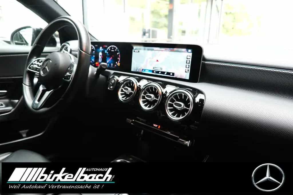 Mercedes-Benz A 180 Edition 19 Night LED MBUX Ambiente 11/2019-photo-5