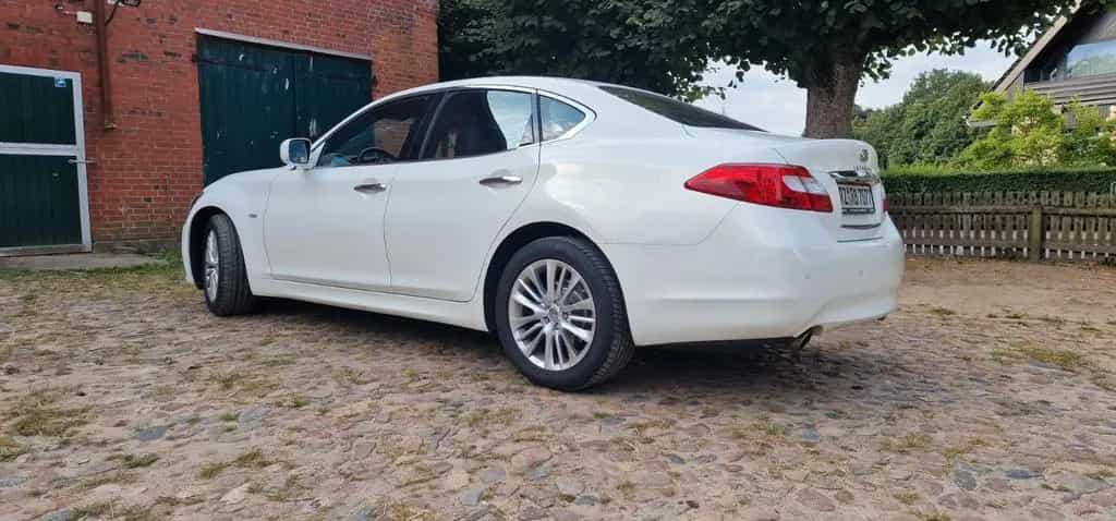 Infiniti Q70 35h V6 GT Premium Auto GT Premium 11/2014-photo-2