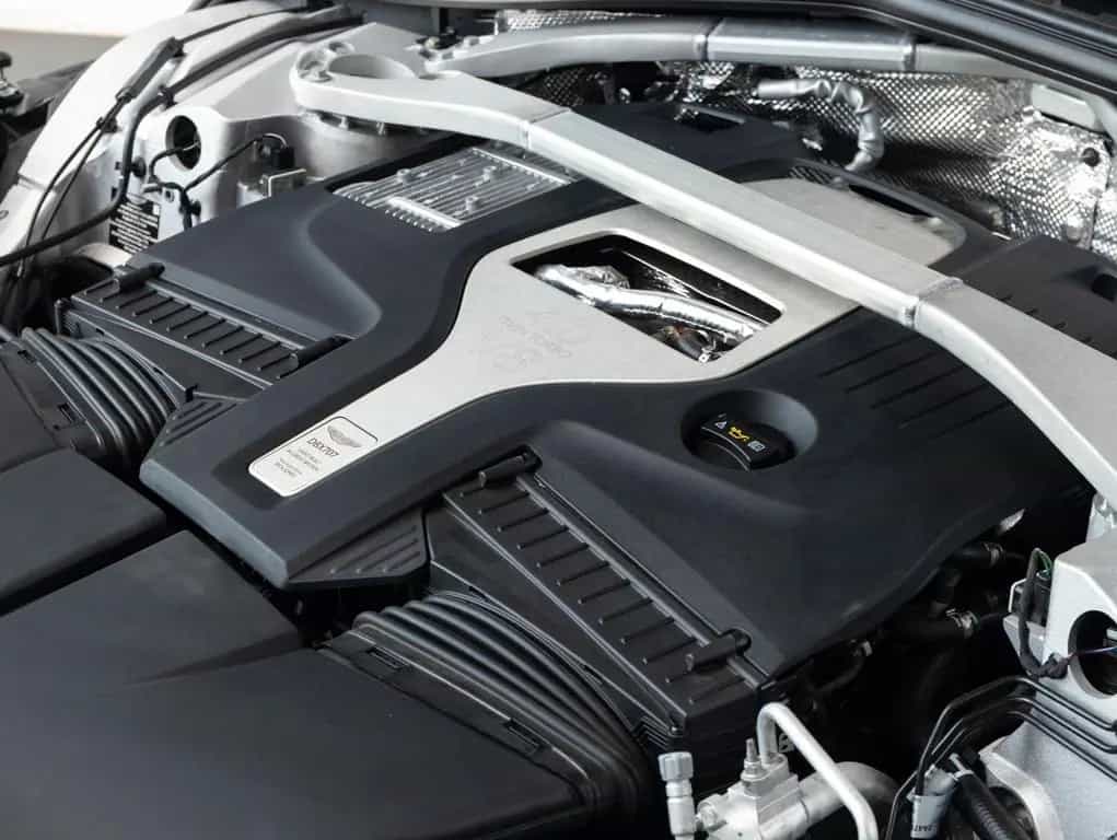Aston Martin DBX 4.0 V8 707 null-photo-19