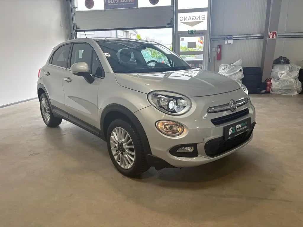 Fiat 500X Lounge NAVI KAMERA PDC SHZ Teilleder 12/2018-photo-6