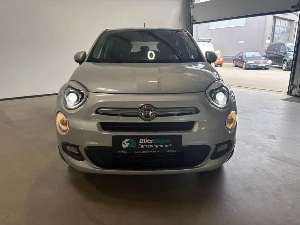 Fiat 500X Lounge NAVI KAMERA PDC SHZ Teilleder 12/2018-photo-7