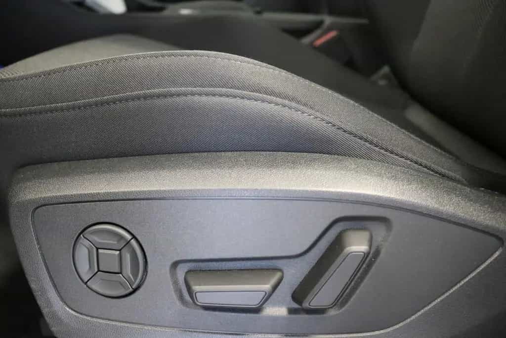 Audi Q3 Sportback 40 TFSI quattro AHK Matrix Pano 07/2024-photo-16