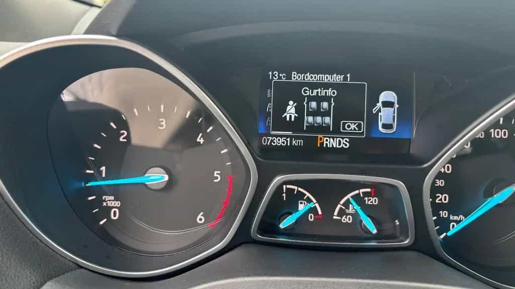 Ford Kuga 2.0 TDCi 4+4 ST-Line*AHK*Navi el.Heck*CAM 07/2019-photo-28