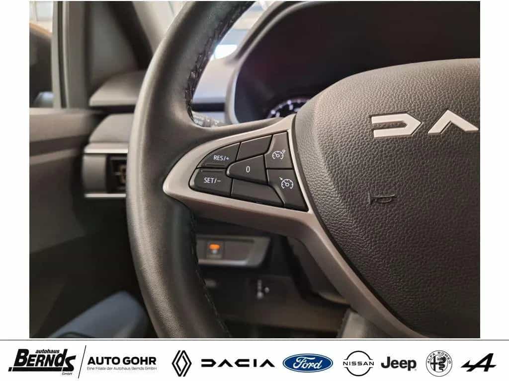 Dacia Jogger TCe 110 7-SITZER Extreme+ KLIMAAUTOM. NAV 12/2024-photo-13