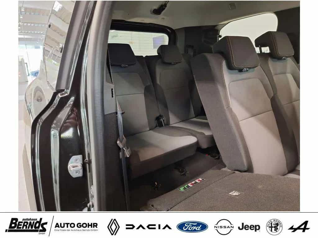 Dacia Jogger TCe 110 7-SITZER Extreme+ KLIMAAUTOM. NAV 12/2024-photo-4