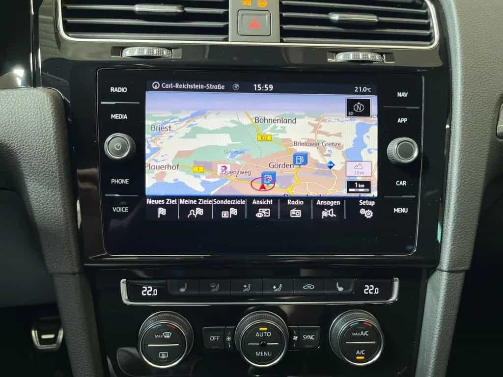 Volkswagen Golf VII R-Line 1.5 TSI BMT Rückfahrkamera 02/2019-photo-12