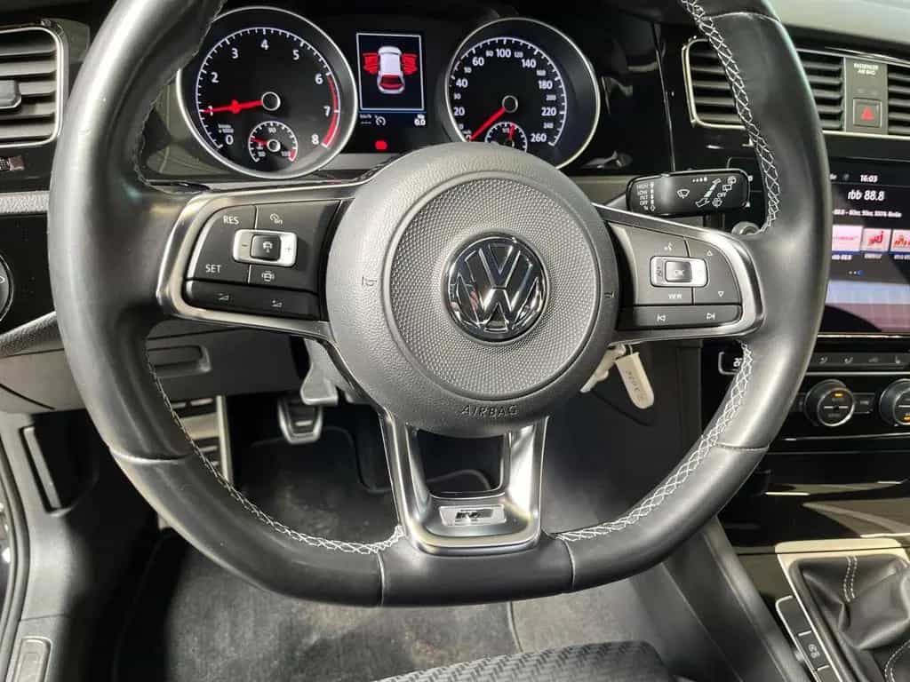 Volkswagen Golf VII R-Line 1.5 TSI BMT Rückfahrkamera 02/2019-photo-21