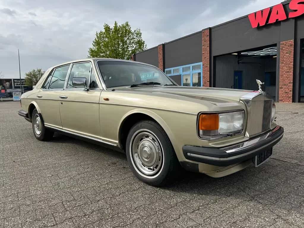 Rolls-Royce Silver Spirit - 10/1982-photo-1