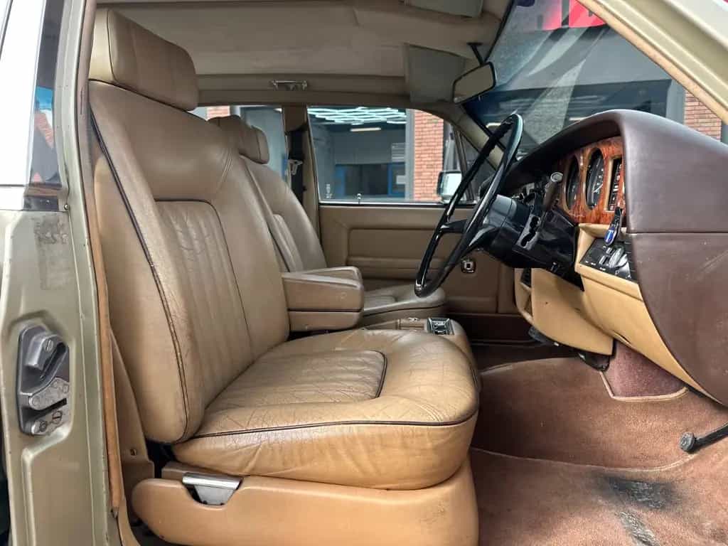 Rolls-Royce Silver Spirit - 10/1982-photo-11