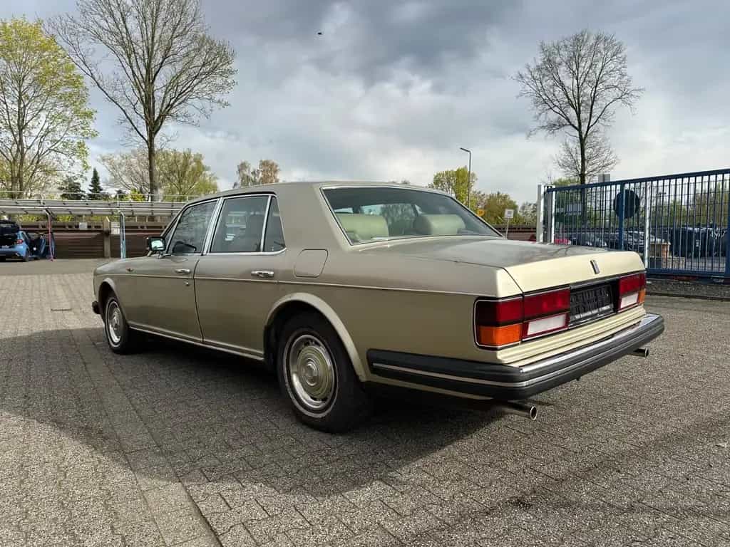Rolls-Royce Silver Spirit - 10/1982-photo-6