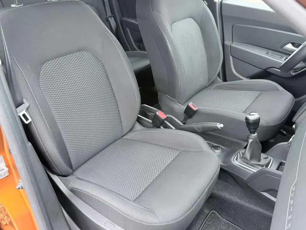 Dacia Duster II Comfort 4WD Navi Cam AHK 06/2020-photo-15
