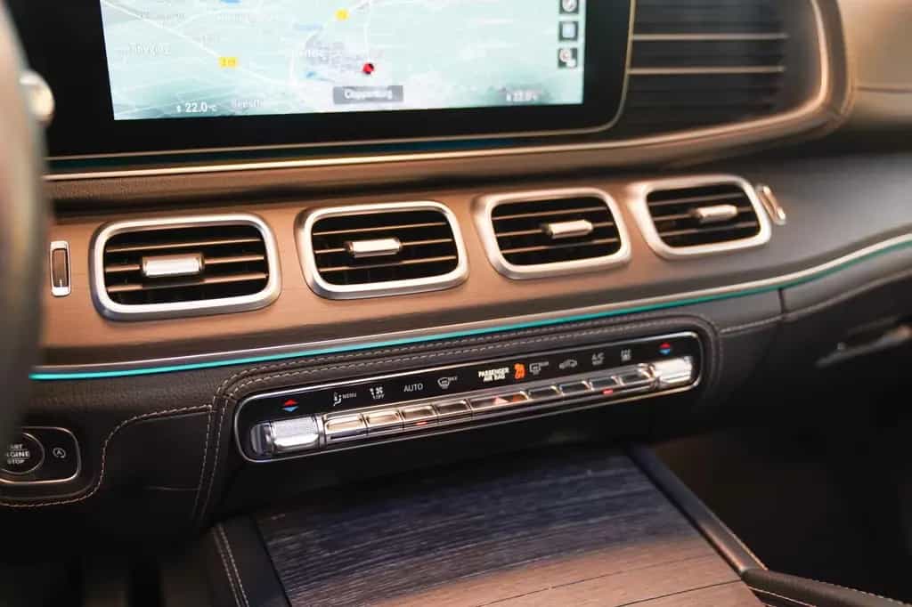 Mercedes-Benz GLE 580 4M AMG Line Night E-ACTIVE Massag NP135k 06/2020-photo-22