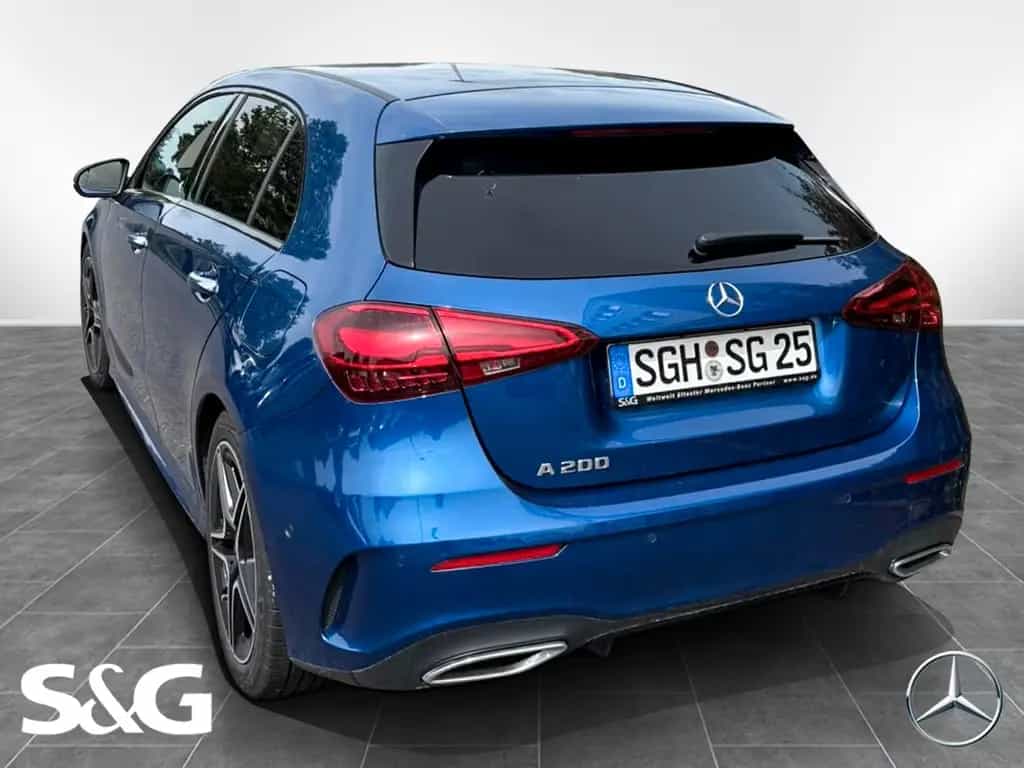 Mercedes-Benz A 200 AMG MBUX+RüKam+M-LED+AHK+Night+Totwink+DAB 03/2025-photo-2