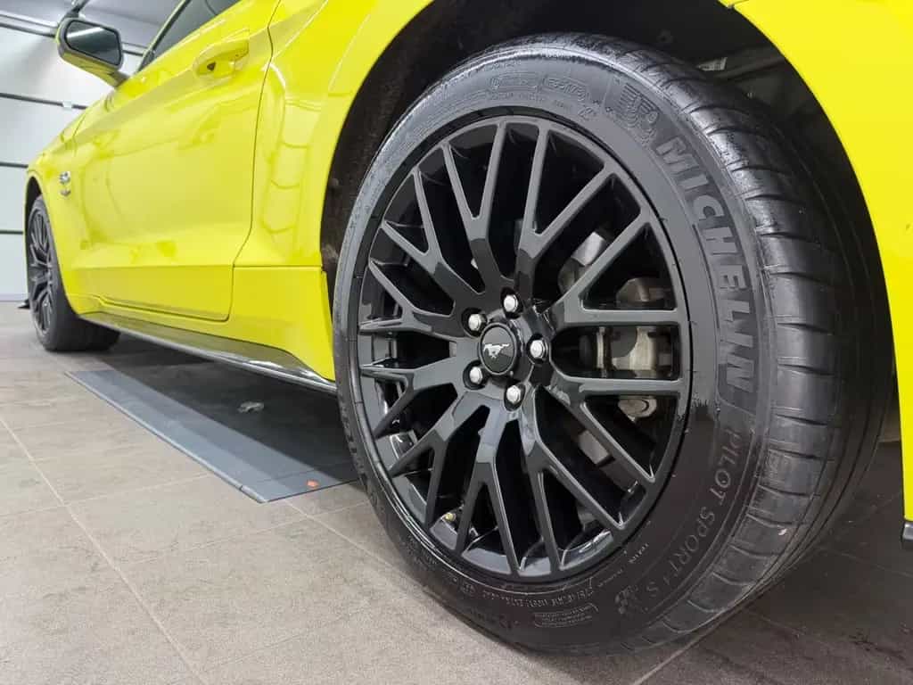 Ford Mustang 5.0 V8/MY-25 Kit/Grabber Yellow/SpurH/20 07/2021-photo-17