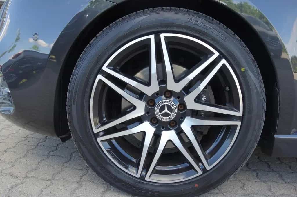 Mercedes-Benz V 300 d AMG LINE Lang 3xeTÜR/STDHZG/ACC/LED/AHK 06/2019-photo-31
