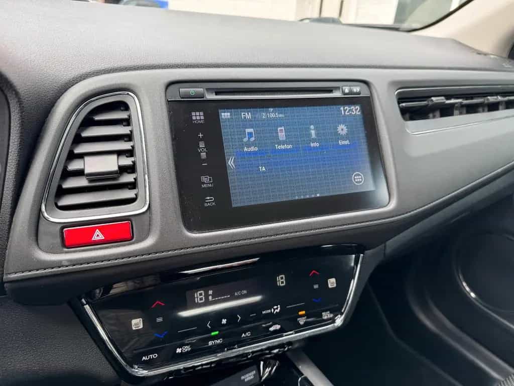 Honda HR-V 1.5 i-VTEC Elegance AHK 09/2017-photo-18