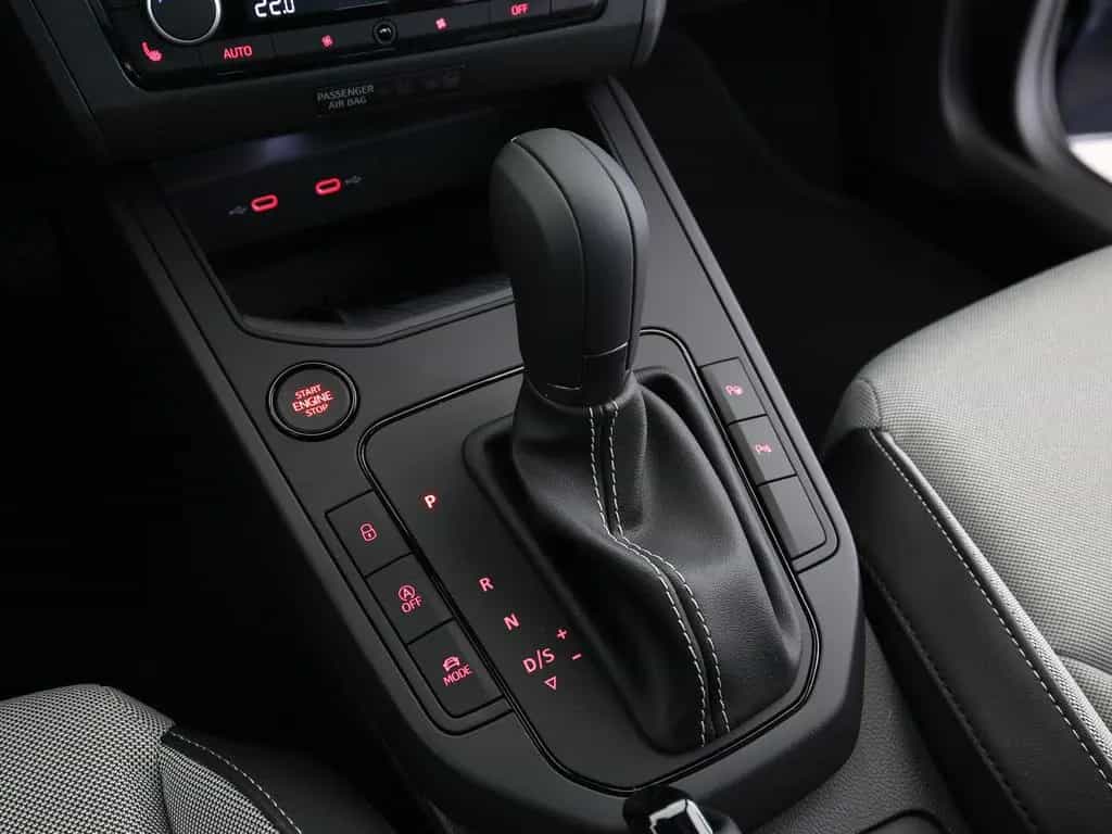 Seat Arona FR 1.0 TSI 116 PS 7 Gang DSG FR  LED Navi null-photo-15