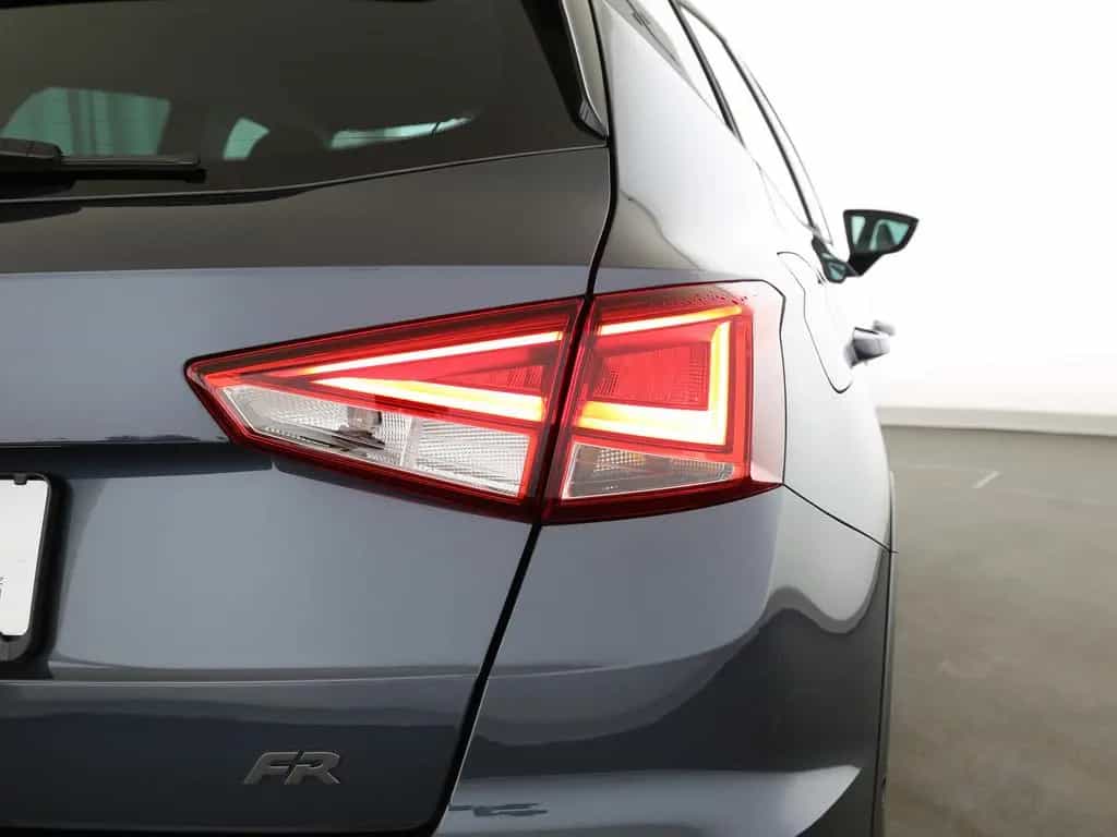 Seat Arona FR 1.0 TSI 116 PS 7 Gang DSG FR  LED Navi null-photo-22