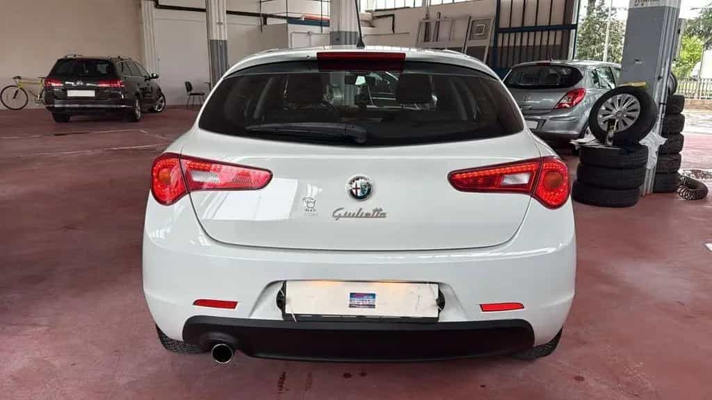Alfa Romeo Giulietta 1.6 JTDm-2 105 CV Exclusive 10/2014-photo-3