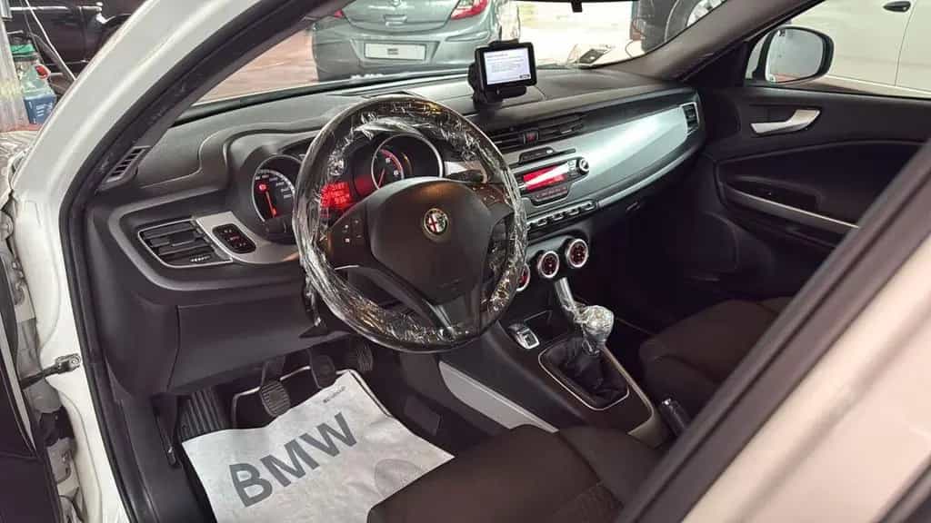 Alfa Romeo Giulietta 1.6 JTDm-2 105 CV Exclusive 10/2014-photo-9