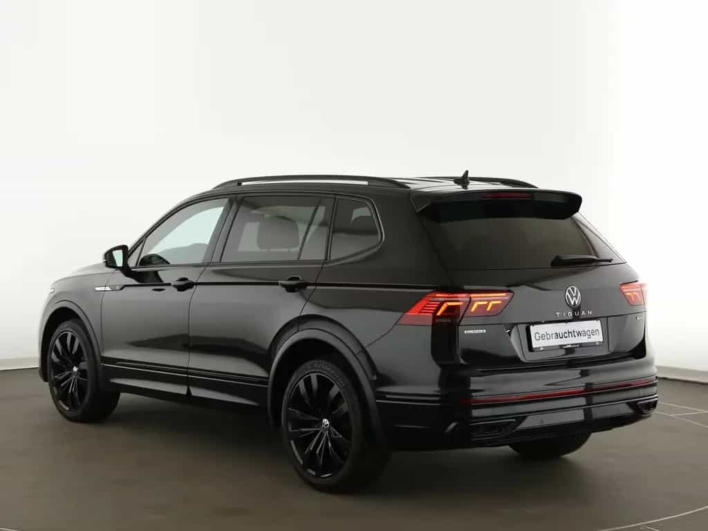 Volkswagen Tiguan Allspace 2.0TSI 190PS DSG 4M R-Line Black 02/2022-photo-4