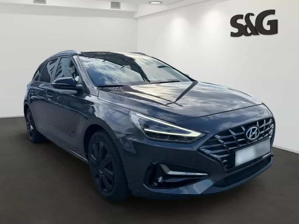 Hyundai i30 cw Edition 30+ Mild-Hybrid El. Panodach Navi 03/2021-photo-1