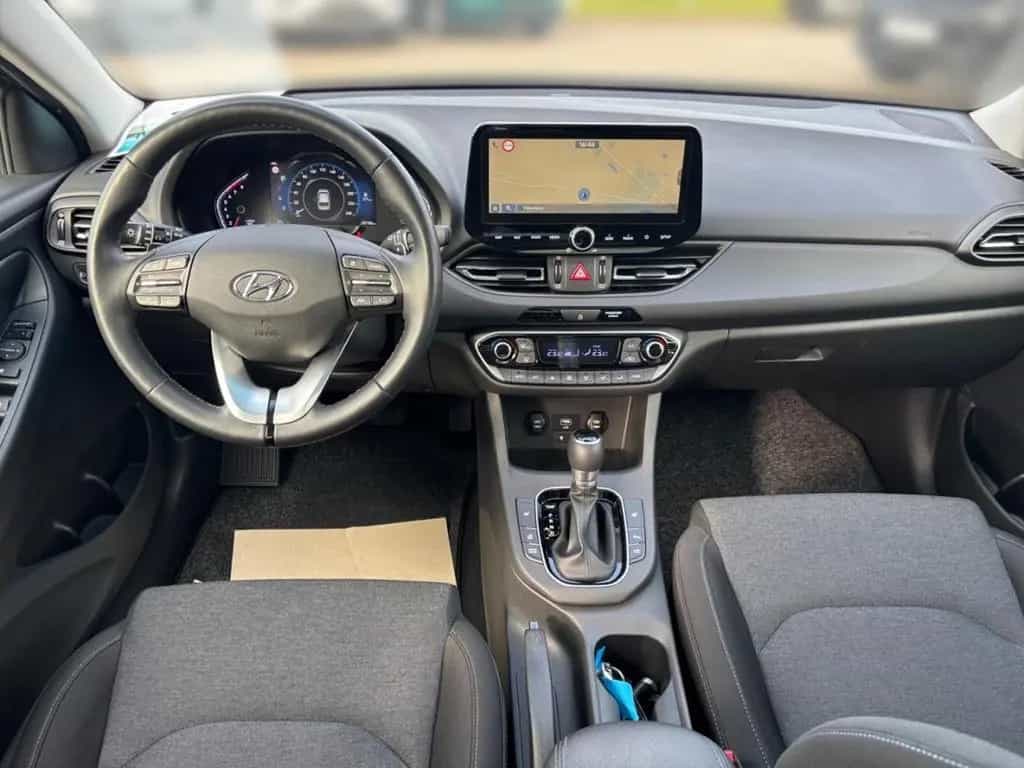 Hyundai i30 cw Edition 30+ Mild-Hybrid El. Panodach Navi 03/2021-photo-10