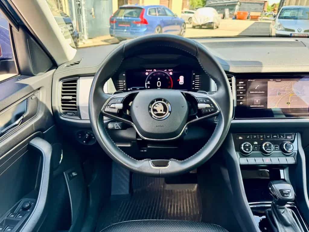 Skoda Kodiaq Tour 2.0 TSI 4x4/1.Hand/360/Canton/Standh 03/2022-photo-11